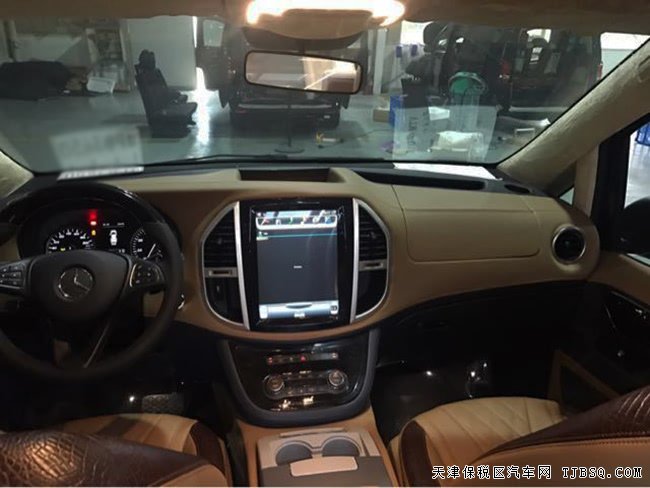 2018款奔驰METRIS加规版 吸顶DVD/航空座椅现车59万优享