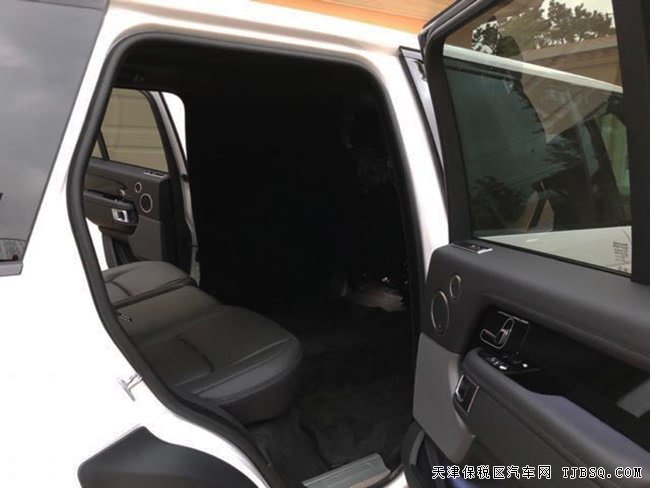 18款路虎揽胜3.0T皇家一号加长版 视觉包/雷测现车221万