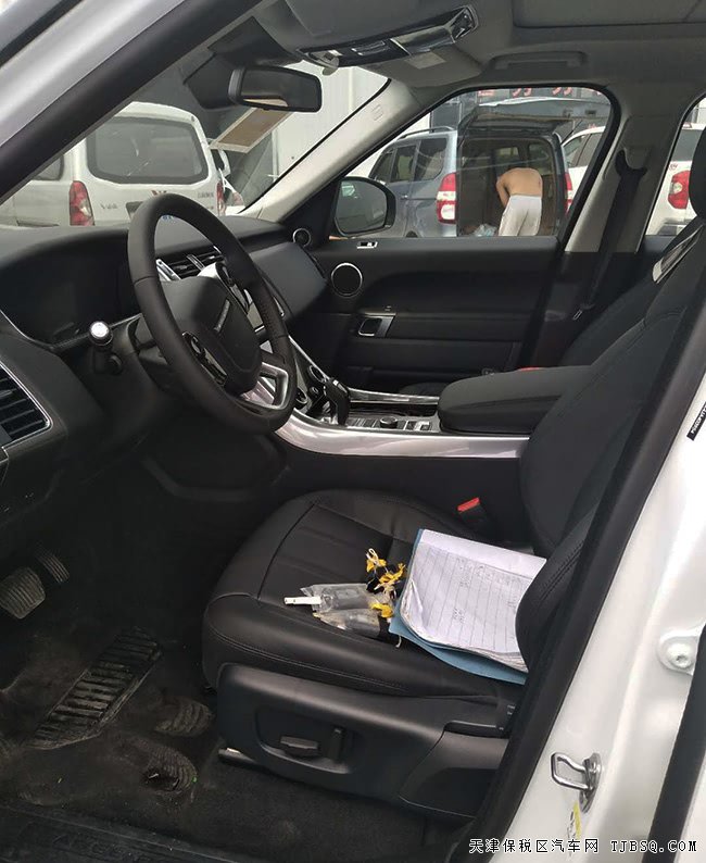 平行进口车18款路虎揽胜运动版 经典越野魅力呈现