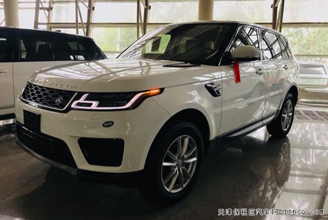 18款路虎揽胜运动汽油版 全景天窗/前后加热现车86.5万