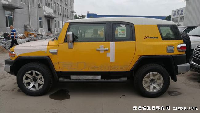 18款丰田FJ酷路泽4.0L中东版 8气囊/17轮/蠕行现车49.5万