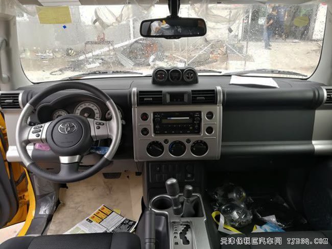 18款丰田FJ酷路泽4.0L中东版 8气囊/17轮/蠕行现车49.5万