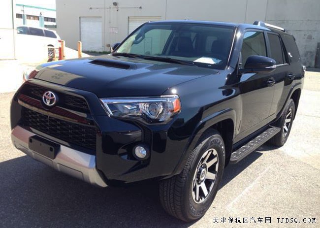 2018款丰田超霸TRD加规版 天窗/差速锁/17轮现车61.8万