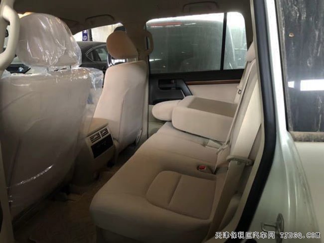 2018款丰田酷路泽4500柴油中东版 17轮/氙灯现车89.8万