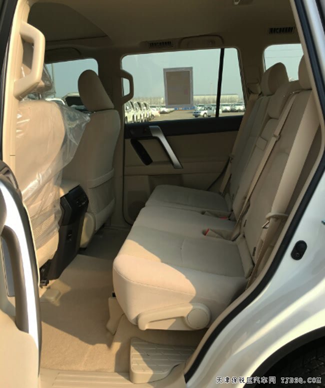 2018款丰田普拉多4000中东版 天窗/遥启/18轮现车58.3万