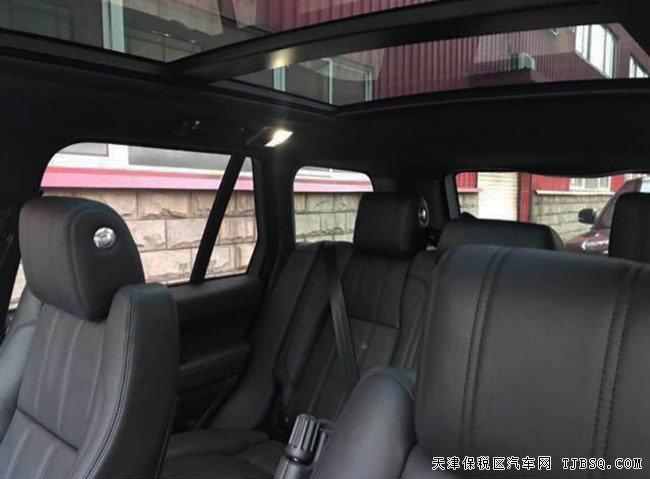 17款路虎揽胜3.0T柴油Vogue版 20轮/全景天窗现车114万