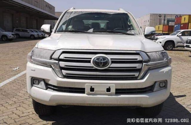 2018款丰田酷路泽5700中东版 天窗/8气囊/18轮现车101万