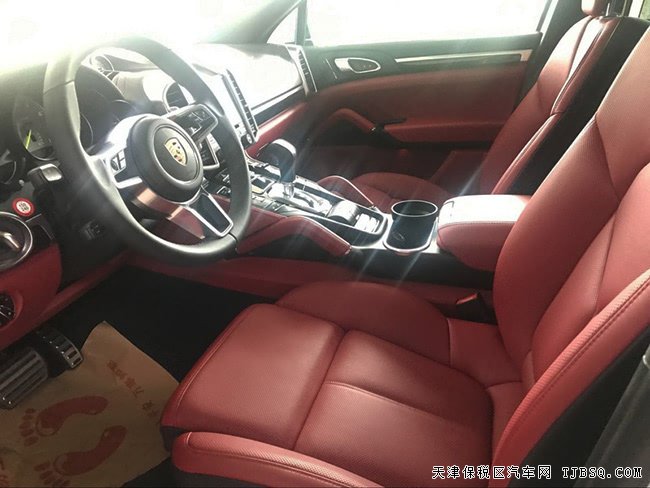 2019款保时捷卡宴3.6L汽油版 天津港现车尊享经典