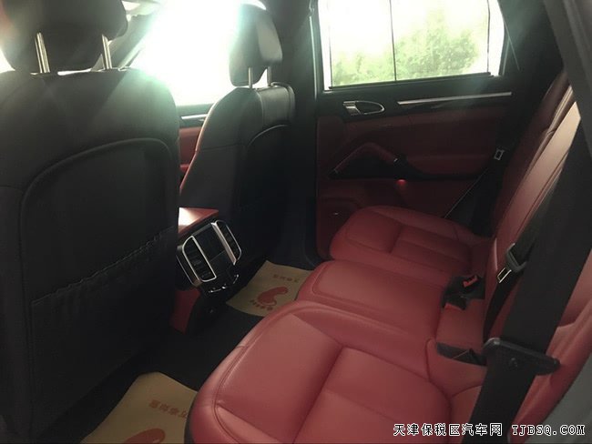 2019款保时捷卡宴3.6L汽油版 天津港现车尊享经典