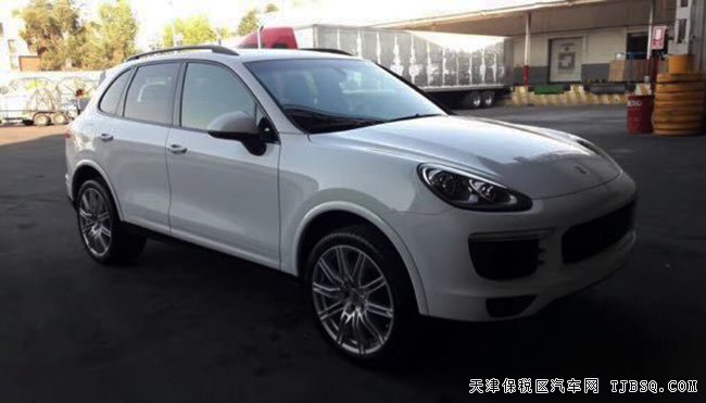 2018款保时捷卡宴3.6L汽油版 经典运动SUV极致乐享