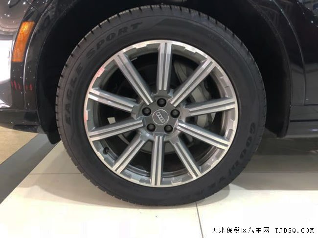 平行进口车18款奥迪Q7加规版 全景/20轮/七座现车58万