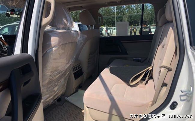 18款丰田酷路泽4600中东版 后挂/天窗/8气囊现车82.5万