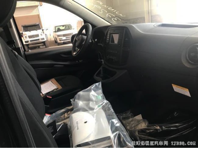 2018款奔驰Metris美规版 金属漆/舒适包/电动门现车41万