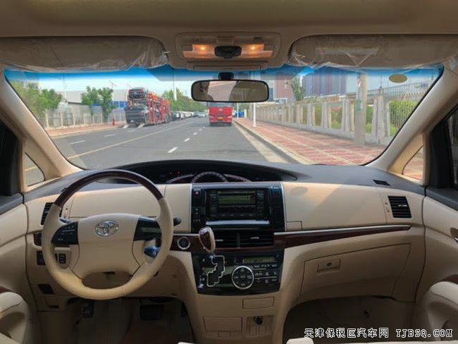 18款丰田普瑞维亚2.4L中东版 双天窗/17轮现车35.5万购
