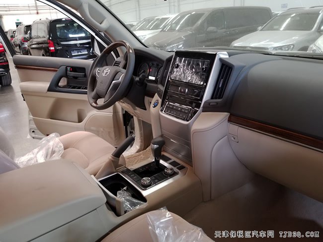 18款丰田酷路泽4500中东版柴油 17轮/大灯清洗现车89.5万