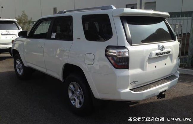 2018款丰田超霸4.0L中东版 8气囊/5座/17轮现车53万优享