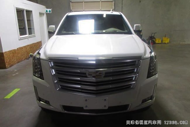 2018款凯迪拉克凯雷德6.2L加规版 铂金加长版现车166万