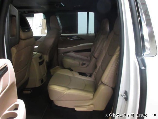 2018款凯迪拉克凯雷德6.2L加规版 铂金加长版现车166万