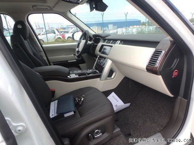 17款路虎揽胜3.0T柴油VOGUE版 环影/全景/20轮现车113万