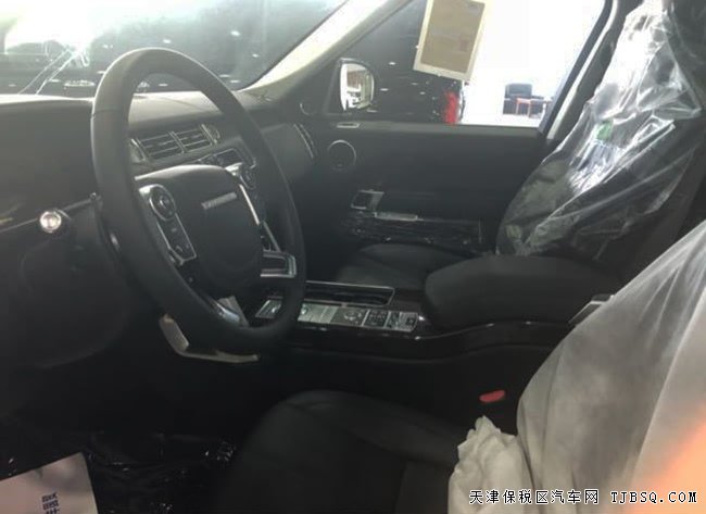 2017款路虎揽胜3.0T行政汽油版 国庆节现车111万优惠购