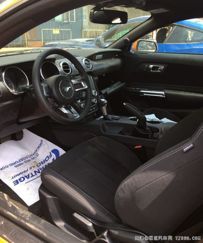 2018款福特野马2.3T加规版 独立后悬挂/17轮现车30.5万