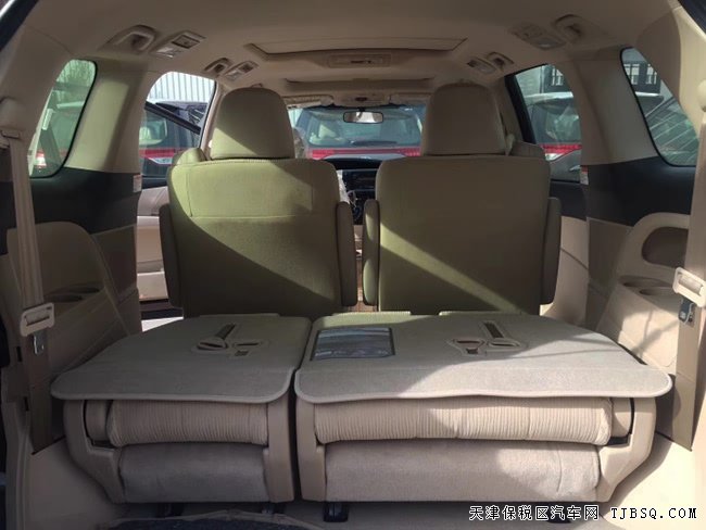 2018款丰田普瑞维亚2.4L中东版 双天窗/七座现车37.5万