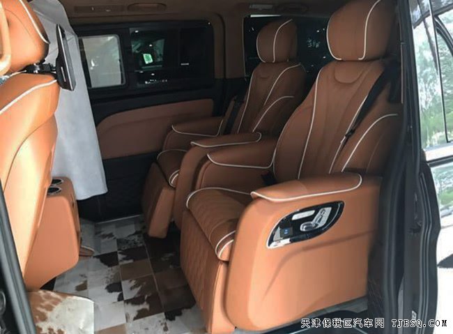 2018款奔驰METRIS美规版 雷达测距/冰箱/电动门现车59万