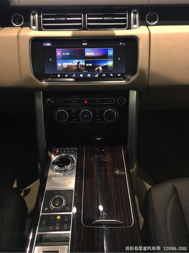 17款路虎揽胜3.0T柴油VOGUE版 二代地形/21轮现车115万