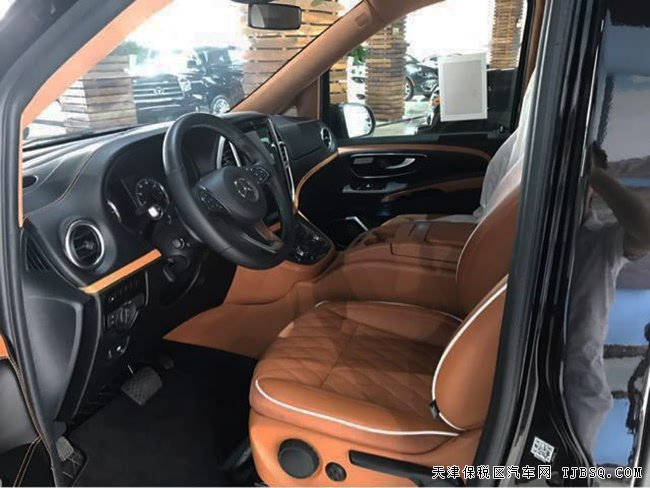 2018款奔驰麦特斯2.0T美规版 电动门/雷达测距现车59万