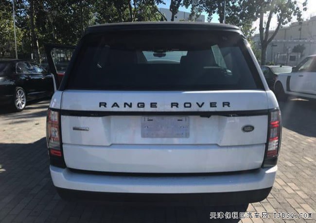 17款路虎揽胜5.0T创世加长版 4座/22轮/黑耀包现车196万
