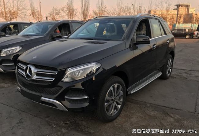 2018款奔驰GLE400中东版 全景天窗/19轮/电尾现车77.5万