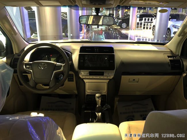 18款丰田霸道2700中东版 7座/18轮/天窗/航踏现车46.3万