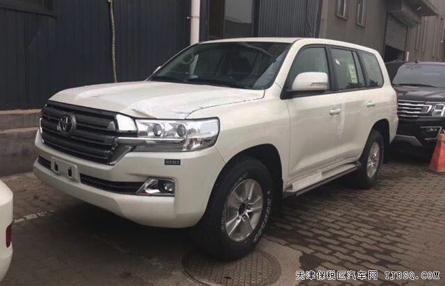 2018款丰田酷路泽4600中东版 天窗/七座/17铝轮现车81万