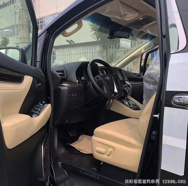 2019款丰田埃尔法3.5L保姆车 现车尊享极致体验