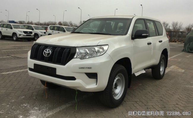 2018款丰田普拉多2700中东版 17轮/冰箱/天窗现车44.8万