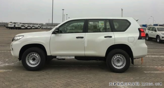 2018款丰田普拉多2700中东版 17轮/冰箱/天窗现车44.8万
