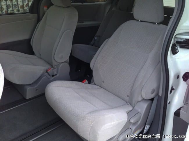 2018款丰田塞纳3.5L四驱版 18轮/电动门/雷测现车51.5万