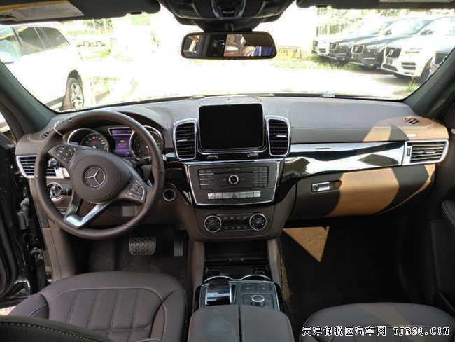 18款奔驰GLS450美规版 外观包/灯包/全景天窗现车112万