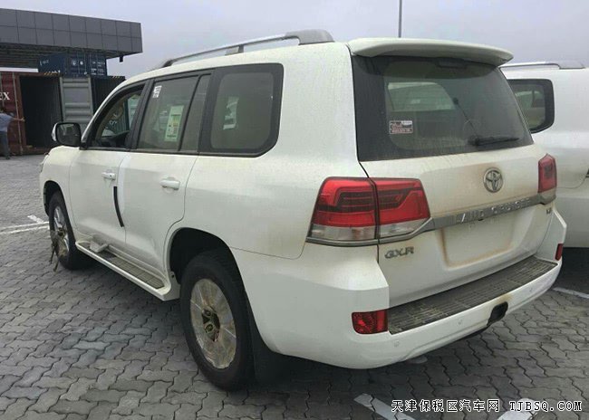 18款丰田酷路泽4000中东版 18轮/天窗/吸顶DVD现车70万