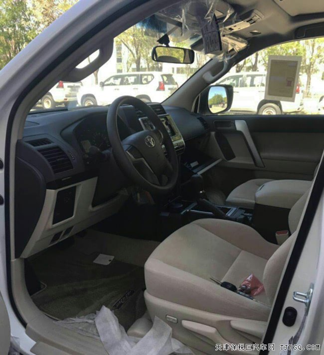 18款丰田普拉多2700中东版 17铁轮/底挂/天窗现车45万