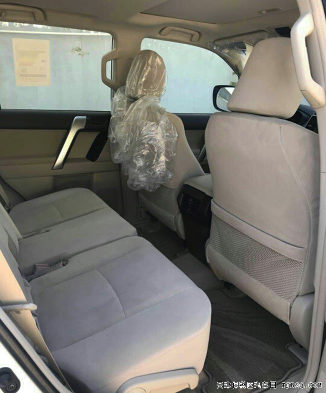 18款丰田普拉多2700中东版 17铁轮/底挂/天窗现车45万