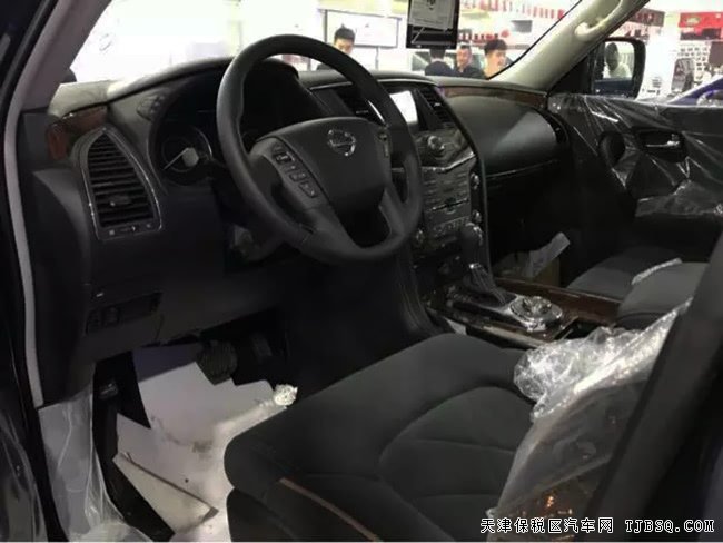 2019款日产尼桑途乐Y62中东版 经典7座SUV优惠专享