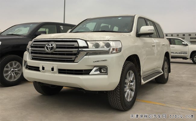 2018款丰田酷路泽4600中东版 8气囊/天窗/18轮现车85万