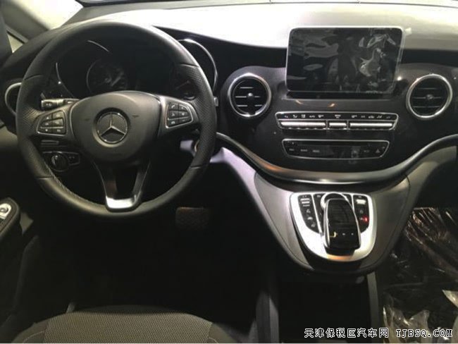 18款奔驰V250中东版 电动门/17轮/自适应巡航现车54.5万