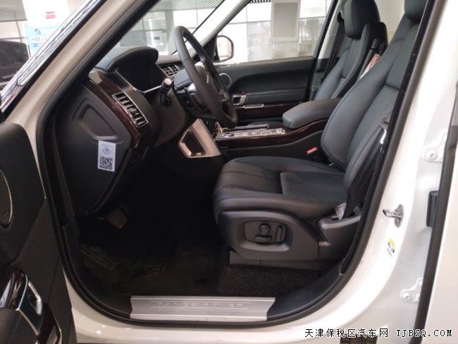 2017款路虎揽胜3.0T行政汽油版 全景天窗/二代现车102万