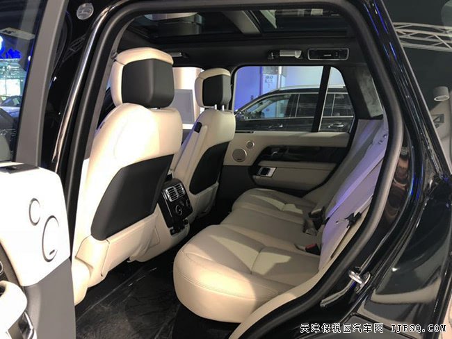 2018款路虎揽胜3.0T柴油创世版 22轮/2代/全景现车137万