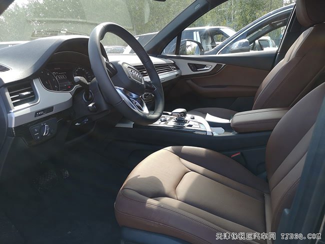 2018款奥迪Q7加拿大版 全景天窗/7座/MMI导航现车64.8万