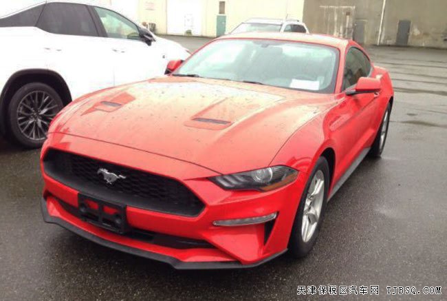 2018款福特野马2.3T加版 独立后悬/17轮/10速现车28.8万