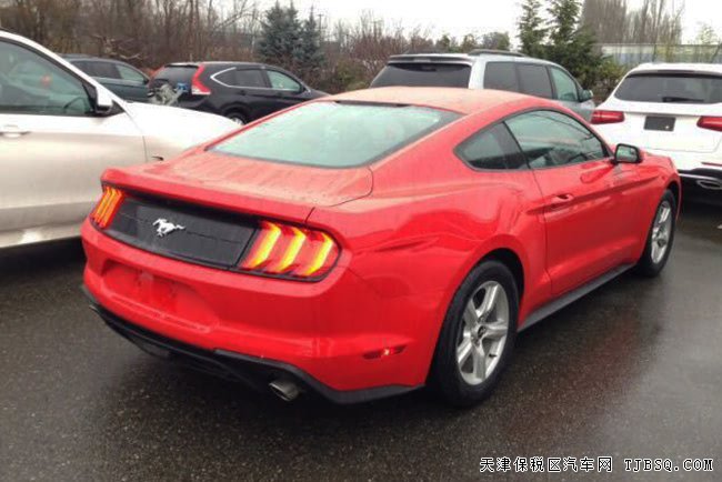 2018款福特野马2.3T加版 独立后悬/17轮/10速现车28.8万