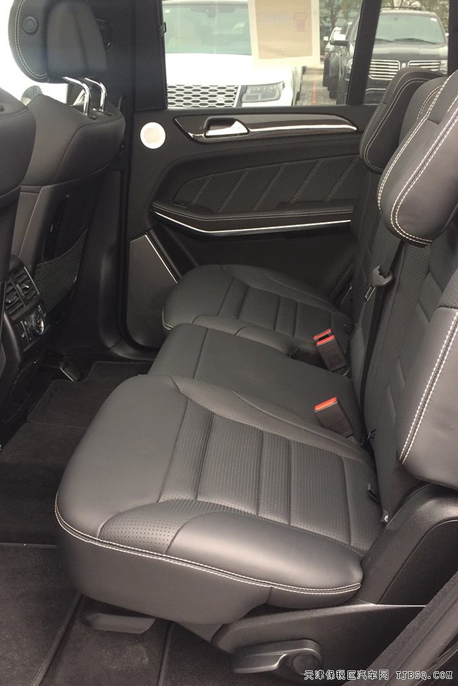 17款奔驰GLS63AMG加规版 BO音响/22轮/豪华包现车240万